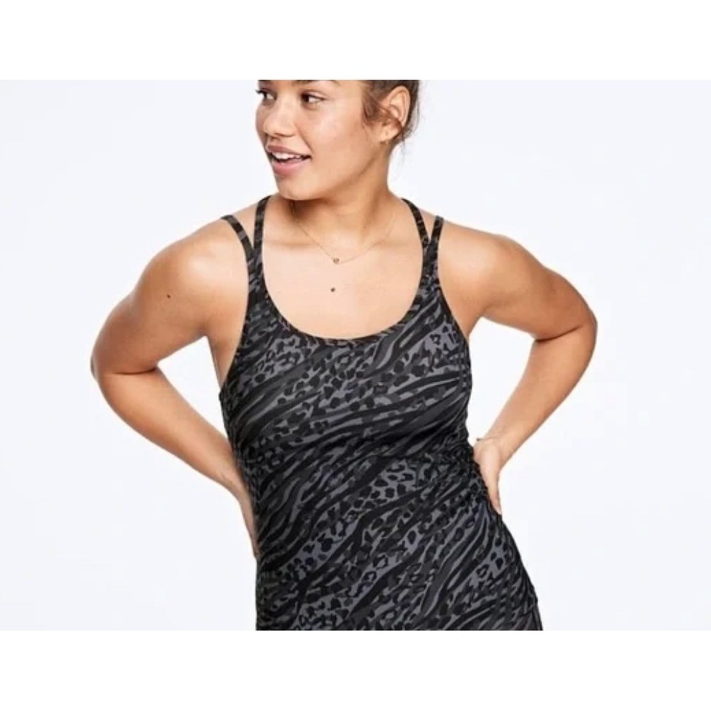 PINK Victoria's Secret Animal Print Workout Tank Top Activewear - Small